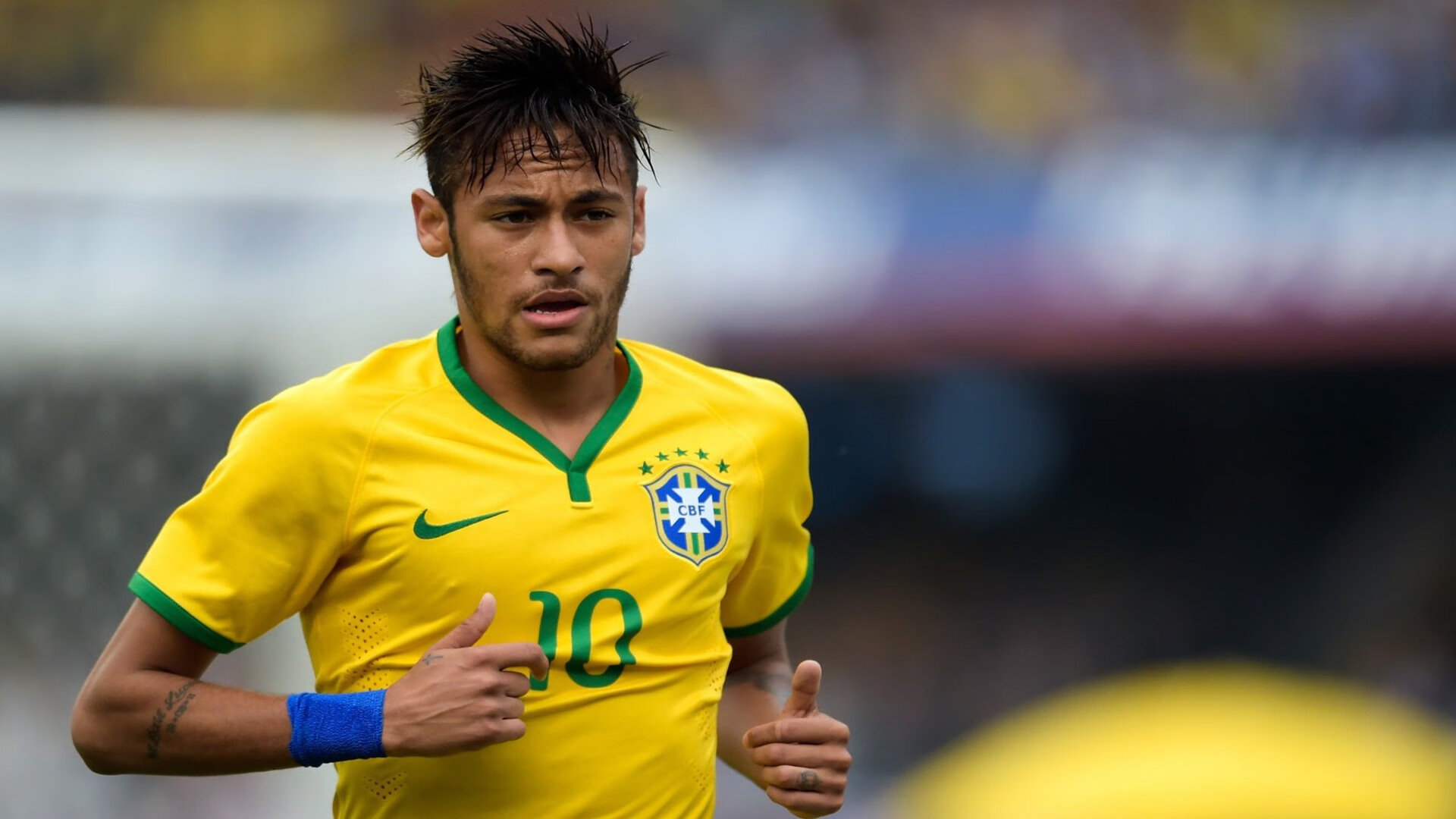 国家队在友谊赛中检验不同战术并为大赛做准备，国家队友谊赛在哪里看