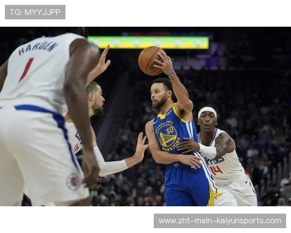 中后场控球与逼抢强度对照：决胜关键的战术博弈