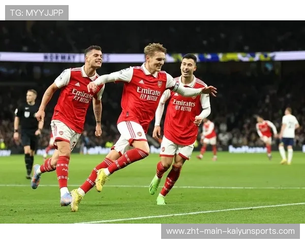 西汉姆联盯哈兰德式力量直击:探秘英超锋霸的终极追击战 西汉姆联盯哈兰德式力量直击:探秘英超锋霸的终极追击战